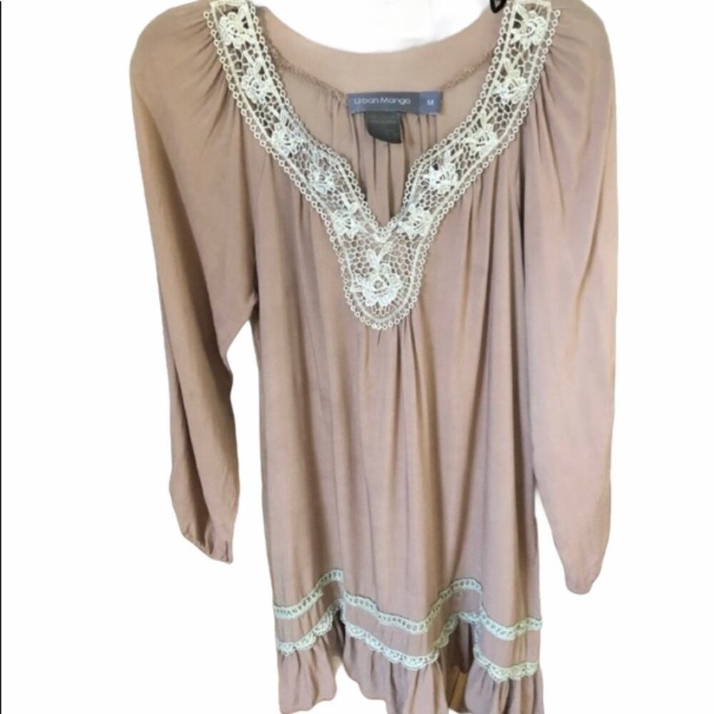 Urban Mango tunic top. Size M